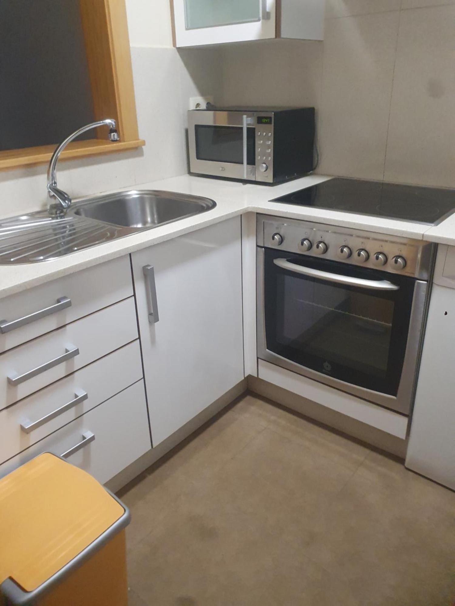 Apartamento En Urbanizacion Con Piscina En Playa De Silgar 산신소 외부 사진