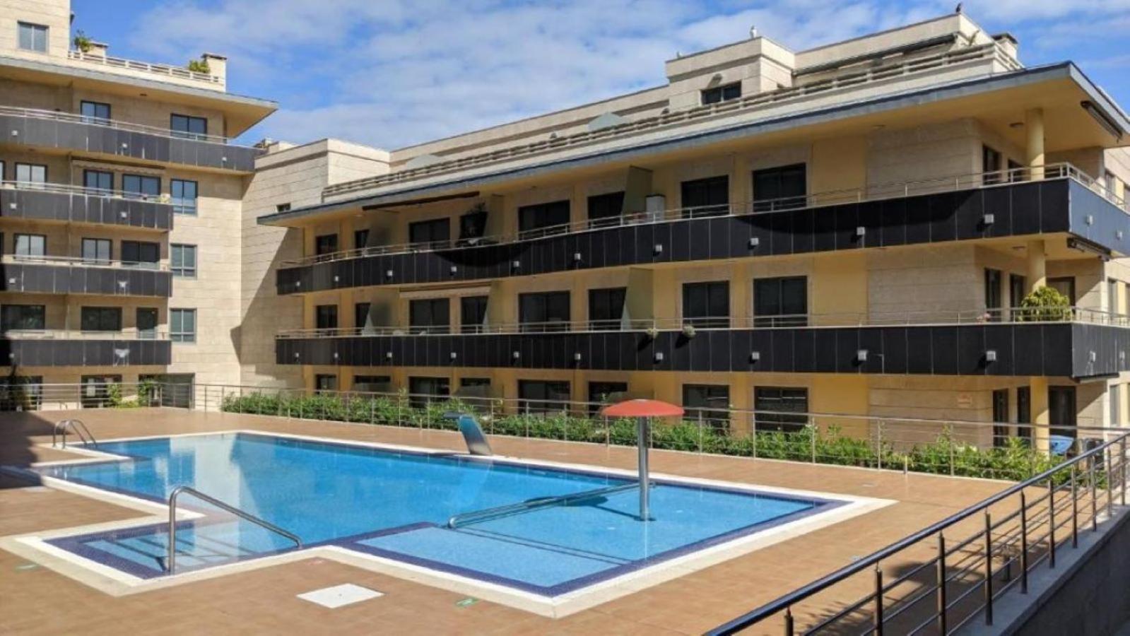 Apartamento En Urbanizacion Con Piscina En Playa De Silgar 산신소 외부 사진